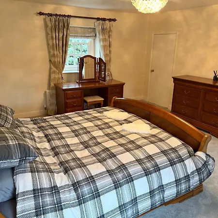 Holiday home West Cottage, Free Breakfast Supplied With Free Range Eggs With Log Burner