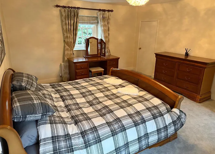 Holiday home West Cottage, Free Breakfast Supplied With Free Range Eggs With Log Burner
